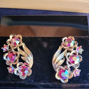 Vintage STAR Aurora Borealis Rhinestone Floral Clip Earrings Gold Tone Pink AB